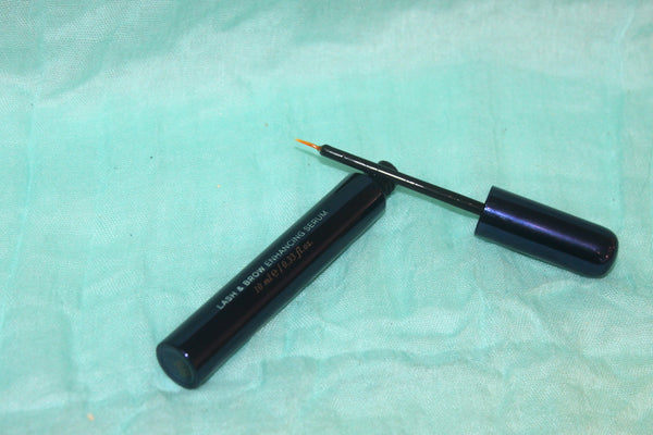 Eye Wonder Lash & Brow Enhancing Serum