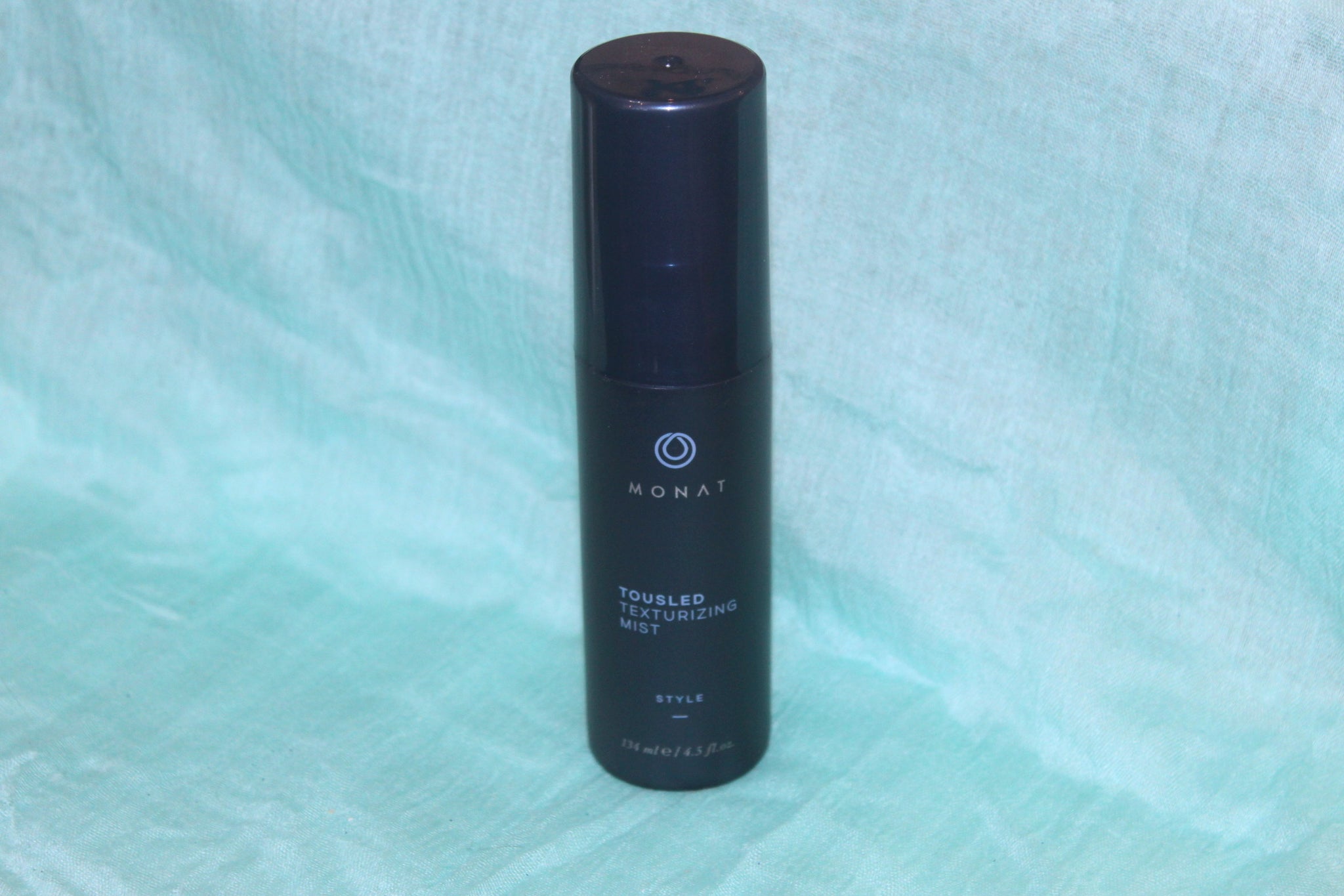 Monat Texturizing Mist